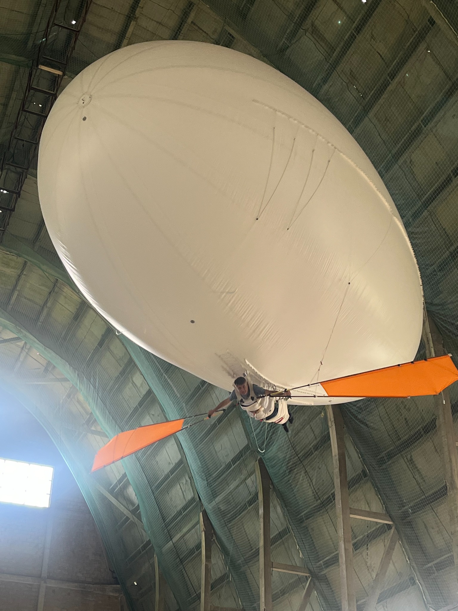 Mr Zeppelin premium human flight experience